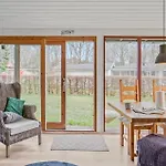 In With Wi-fi Holiday home