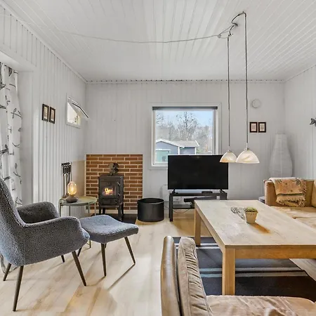 In With Wi-fi Holiday home