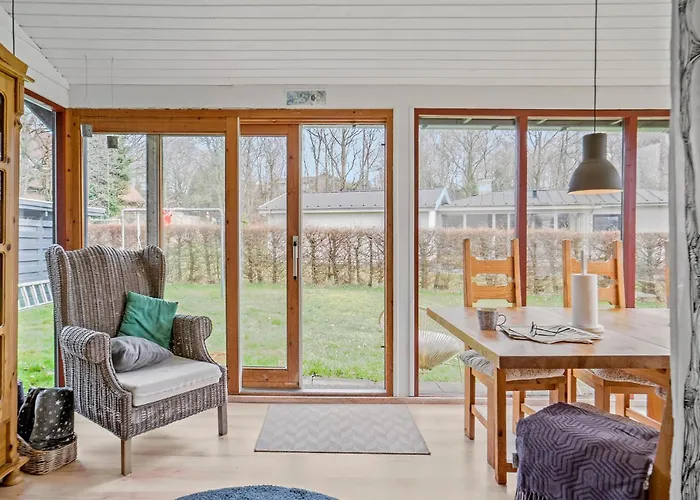 In With Wi-fi Holiday home